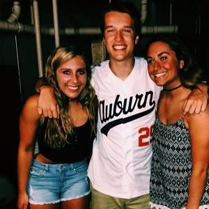 Meet your Posher, Mackenzie